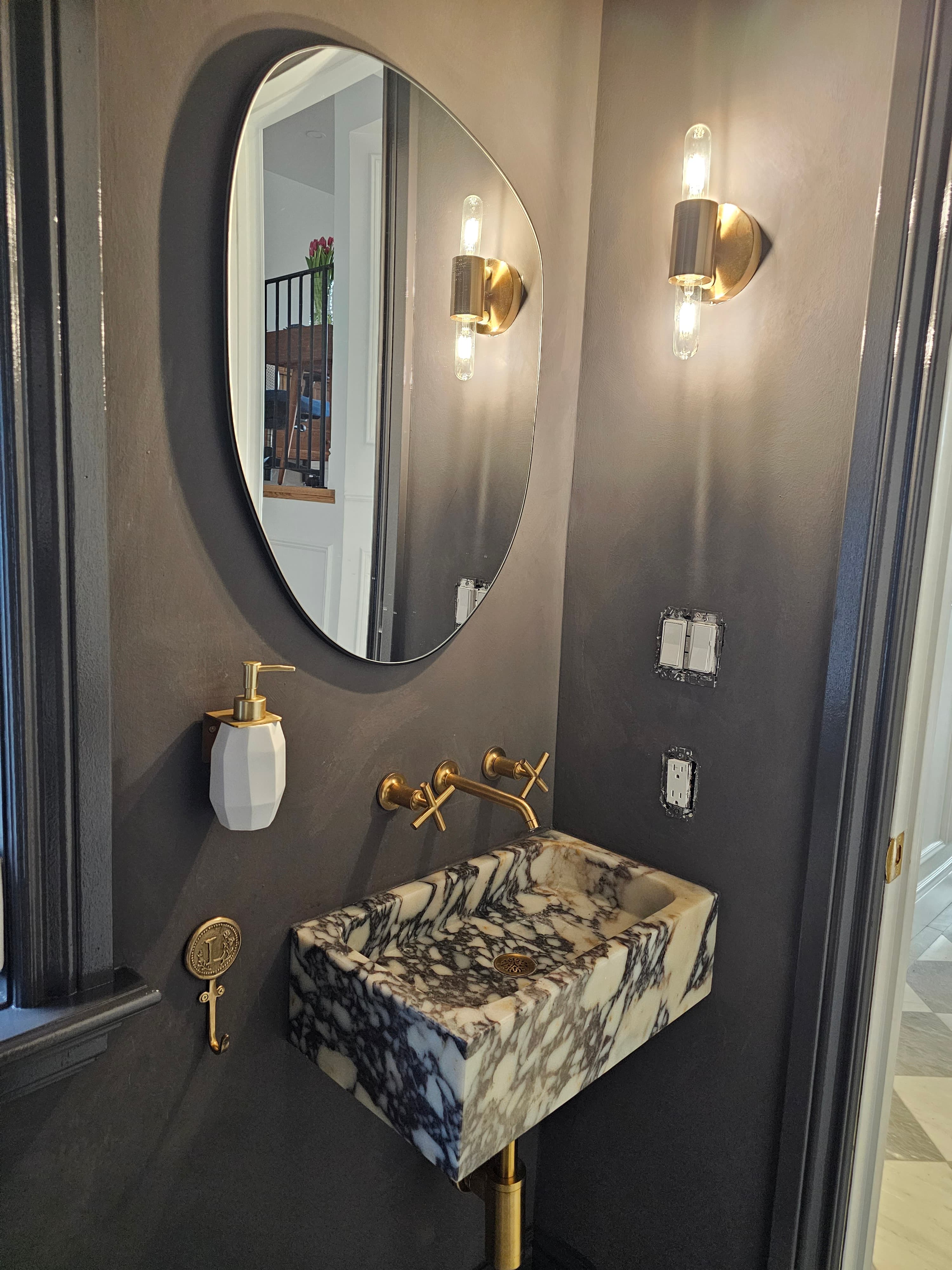 Renovation project 9 - 20231206_110415_qvzzfw